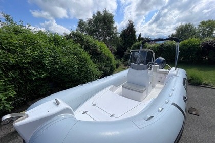 Miete RIB Capelli Tempest 630S Annecy