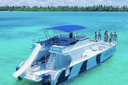 Hyra båt Motorbåt Sunreef Sunseeker 48 Punta Cana