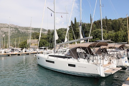 Charter Sailboat Jeanneau Sun Odyssey 410 Dubrovnik