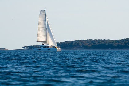 Verhuur Catamaran Lagoon-Bénéteau Lagoon 42 - 3 + 2 cab. Šibenik