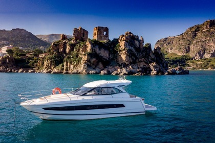 Location Bateau à moteur Jeanneau Leader 40 Cefalù