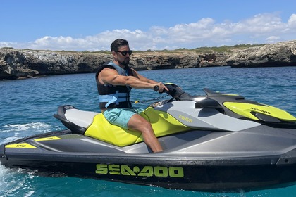 Alquiler Moto de agua Seadoo GTR 230 Son Servera