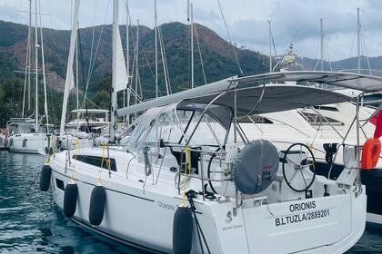 Charter Sailboat  Oceanis 34.1 Orhaniye