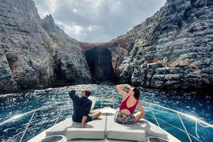 Location Bateau à moteur Cranchi Daycruise 35 SPORT Capri