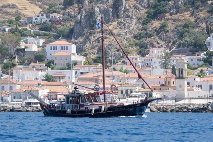 Alquiler Lancha Alma Libre Traditional Naxos