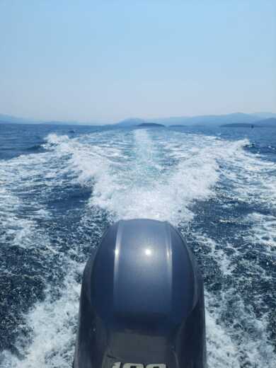 Blace, Croatia Motorboat Sessa Marine Key Largo 19 alt tag text