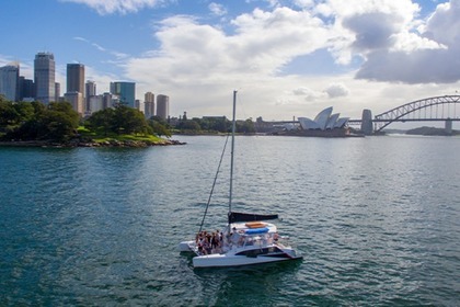 Hire Catamaran Seawind 1160 Resort Sydney