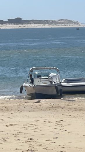 Arcachon Motorboat Jeanneau Cap Camarat 510 alt tag text