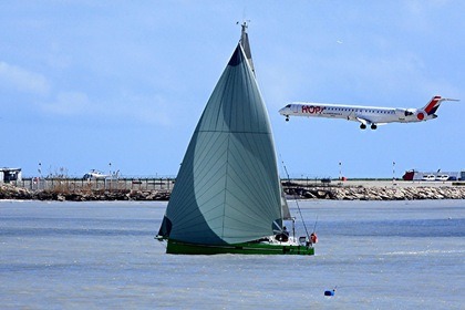 Hire Sailboat Fora Marine Rm 8.90 Saint-Jean-Cap-Ferrat