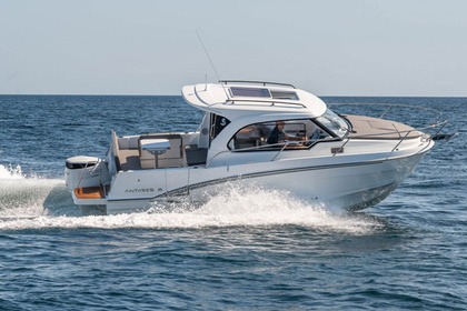 Rental Motorboat Beneteau Antares 8 Biograd na Moru