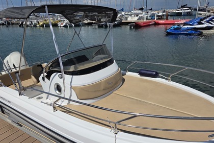 Miete Motorboot ranieri shadow 20 sundeck Port Camargue