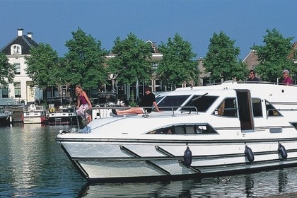 Hire Houseboat Comfort Royal Classique Hesse