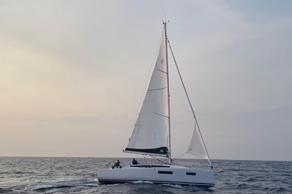 Rental Sailboat  Sun Odyssey 350 Rome
