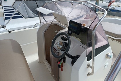 Location Bateau à moteur Pacific Craft 625 OPEN Le Barcarès