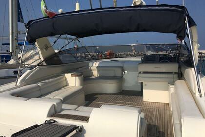 Hire Motorboat Fiart Mare 42 Genius Naples