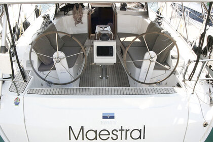 Rental Sailboat BAVARIA CRUISER 41 Marina Frapa