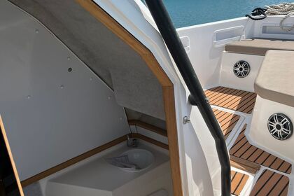 Charter Motorboat Interyachting Aqua30 Protaras