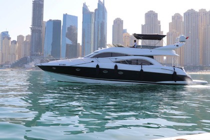 Miete Motorboot 44-17 MT 2 CABINS SUNSEEKER 52 FT 2008 Dubai