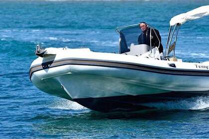 Location Semi-rigide Capelli Capelli Tempest 700 Saint-Cyr-sur-Mer