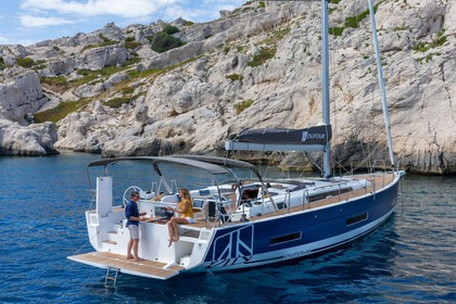 Charter Sailboat Dufour Yachts Dufour 530 - 4 cab. Marseille