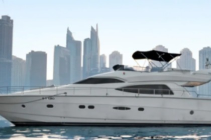 Miete Motorboot Nuvari Luna 68ft Dubai