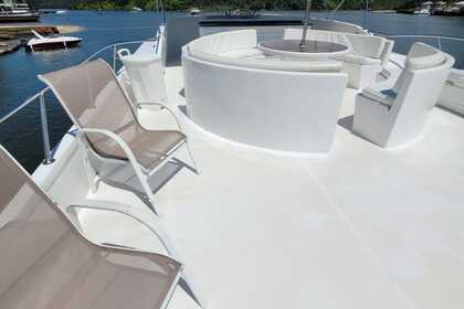 Rental Motor yacht Carbrasmar Carbrasmar 82 Angra dos Reis