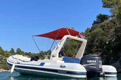 Hire RIB Novomar Novomar NV 580 Omiš