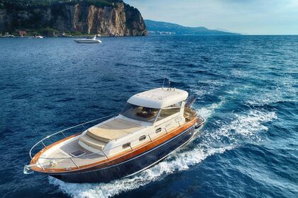 Miete Motorboot Apreamare Aprea 38 semicabin Capri