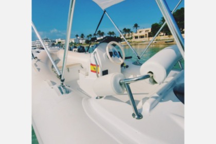 Charter Boat without licence  GOLDENSHIP VENUS420 Formentera