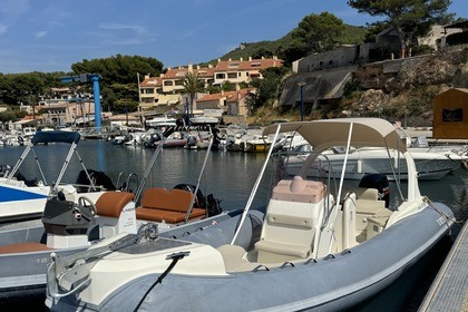 Rental RIB Nuova Jolly King 720 Extreme Saint-Cyr-sur-Mer