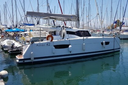 Hire Catamaran FOUNTAINE PAJOT ASTRÉA 42 Salamina