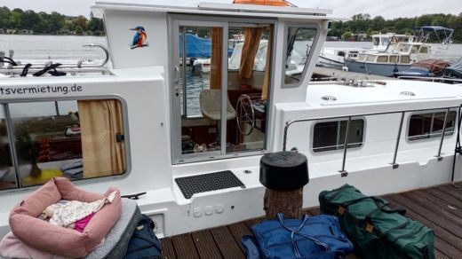 Llanura Lacustre Mecklemburguesa Houseboat Locaboat Pénichette 935 W alt tag text