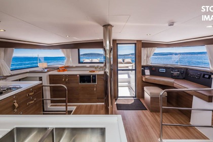 Charter Catamaran  Bali 4.6 Cannigione