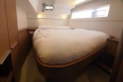 Charter Catamaran Lagoon Lagoon 40 Palau