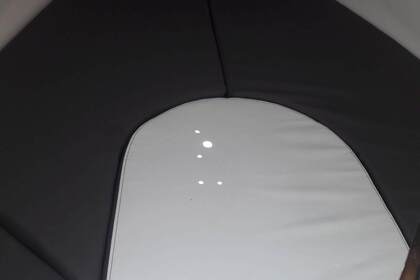 Miete Motorboot Beneteau Ombrine 700 Cavalaire-sur-Mer