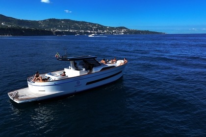 Charter Motorboat Apreamare gozzo 45 Sorrento
