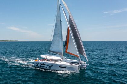 Location Catamaran Excess Excess 14 - 3 + 2 cab. Saint-Mandrier-sur-Mer