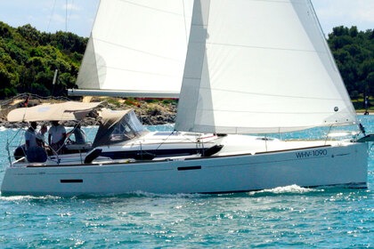 Verhuur Zeilboot JEANNEAU SUN ODYSSEY 389 Pula