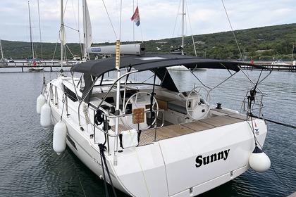 Rental Sailboat Bavaria Yachtbau Bavaria C45 Style - 3 cab. Punat