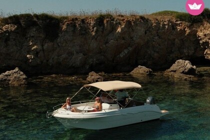 Hire Motorboat Pacific Craft Open 625 Port d'Addaia