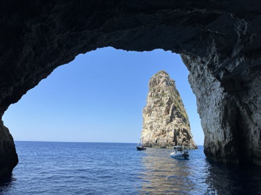 Corfu Motor Yacht Bavaria Bavaria Sport 400 alt tag text