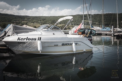 Rental Motorboat Quicksilver 520 Cruiser Le Landeron