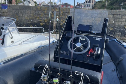 Hyra båt RIB-båt Zodiac SRMN 730 Lorient