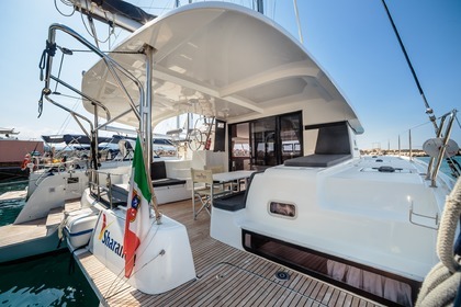 Hire Catamaran LAGOON 42 Salerno