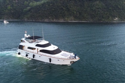Hire Motor yacht AYEM MAN Motor Yacht Göcek