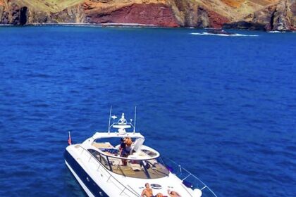 Aluguel Iate a motor Princess V50 Madeira