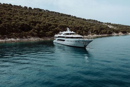 Rental Motor yacht Custom M/Y FREEDOM Split