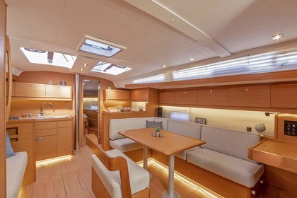 Charter Sailboat Dufour Dufour 430 Grand Large Šibenik