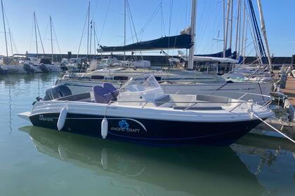 Hire Motorboat Pacific Craft Open 670 Pornic
