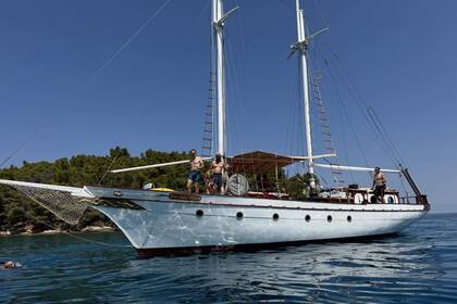 Charter Gulet Massa Ciro ketch Zadar